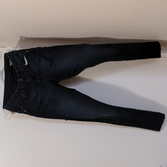 Jeans - Picture 3 of 4